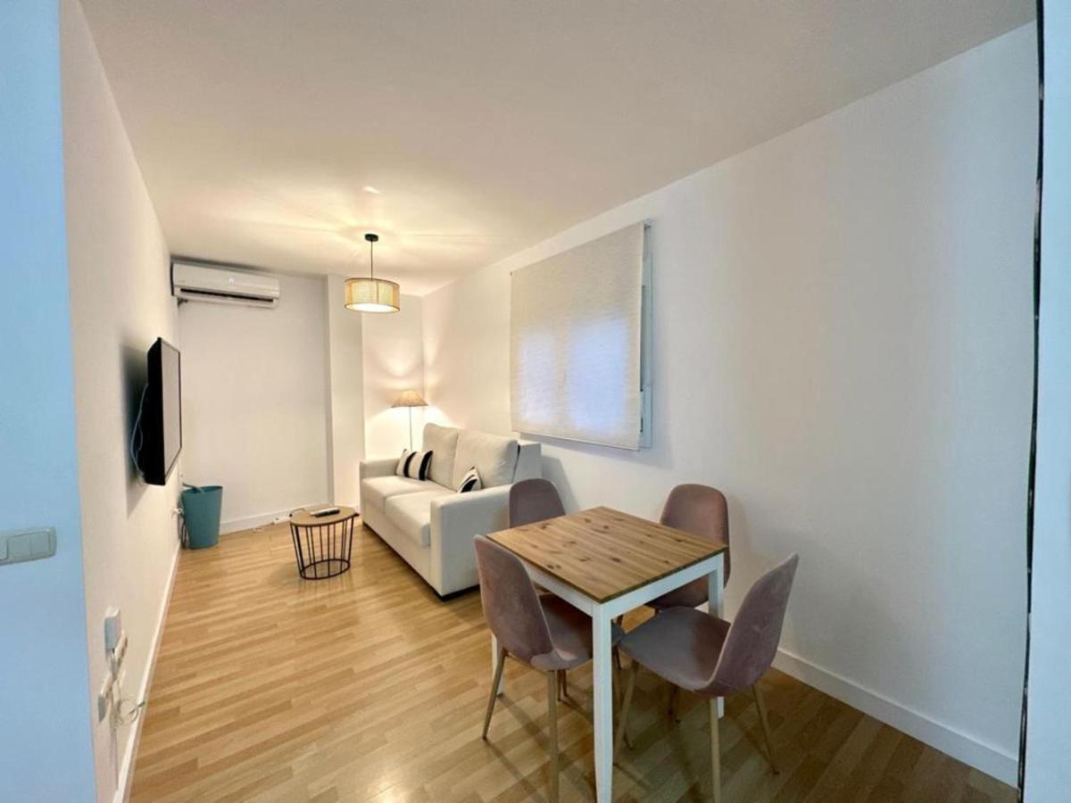 Santa Lucia 1 Bedroom Apartment Málaga Kültér fotó